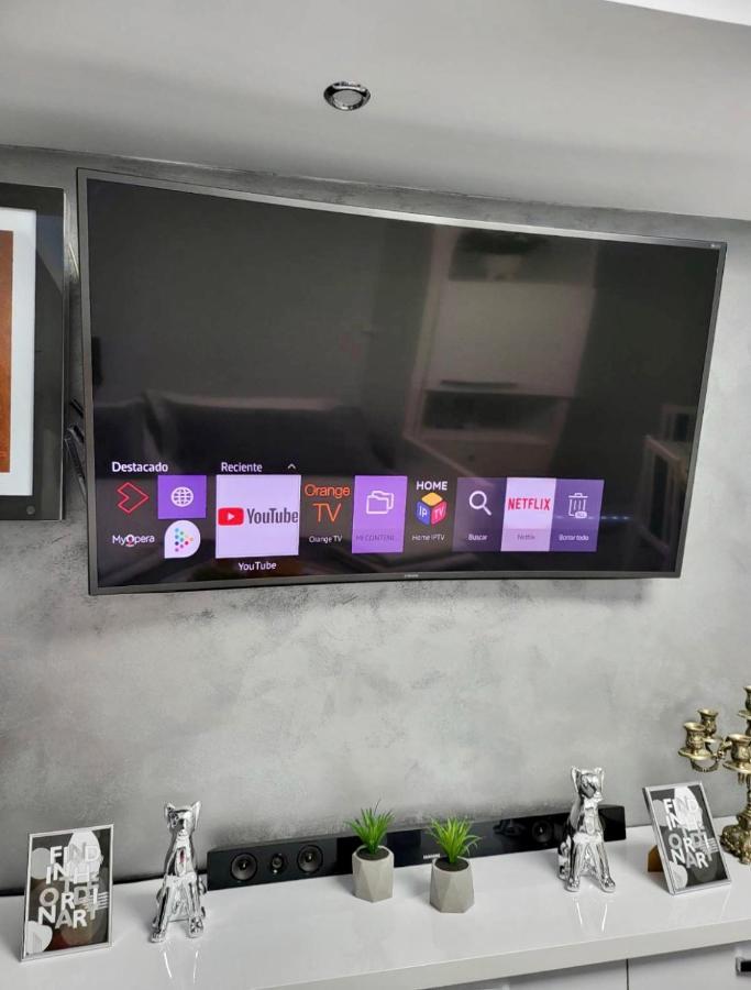 Studio Delux Giurgiu Luaran gambar