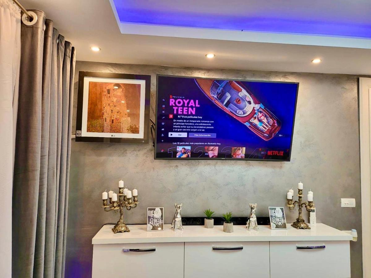 Studio Delux Giurgiu Luaran gambar